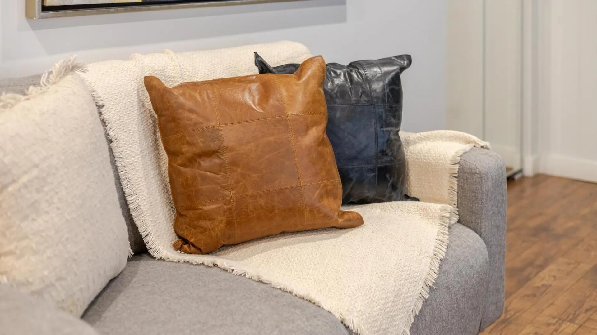 شقة Spacious Studio On Bishop - Hot Spot Dtown Mtl مونتريال كندا